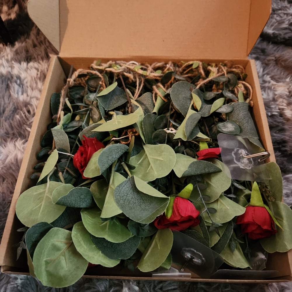 New String fake eucalyptus, red rose,  garland, centerpiece, decorative,